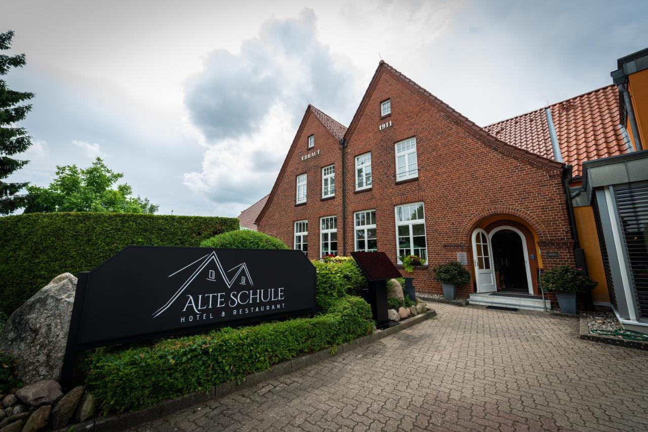 Hotel & Restaurant Alte Schule Siek ภายนอก รูปภาพ