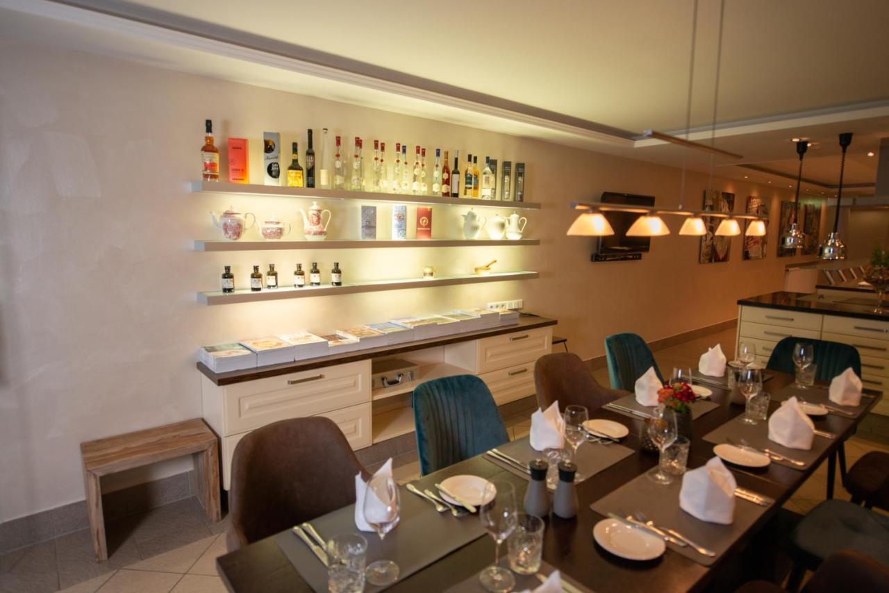 Hotel & Restaurant Alte Schule Siek ภายนอก รูปภาพ
