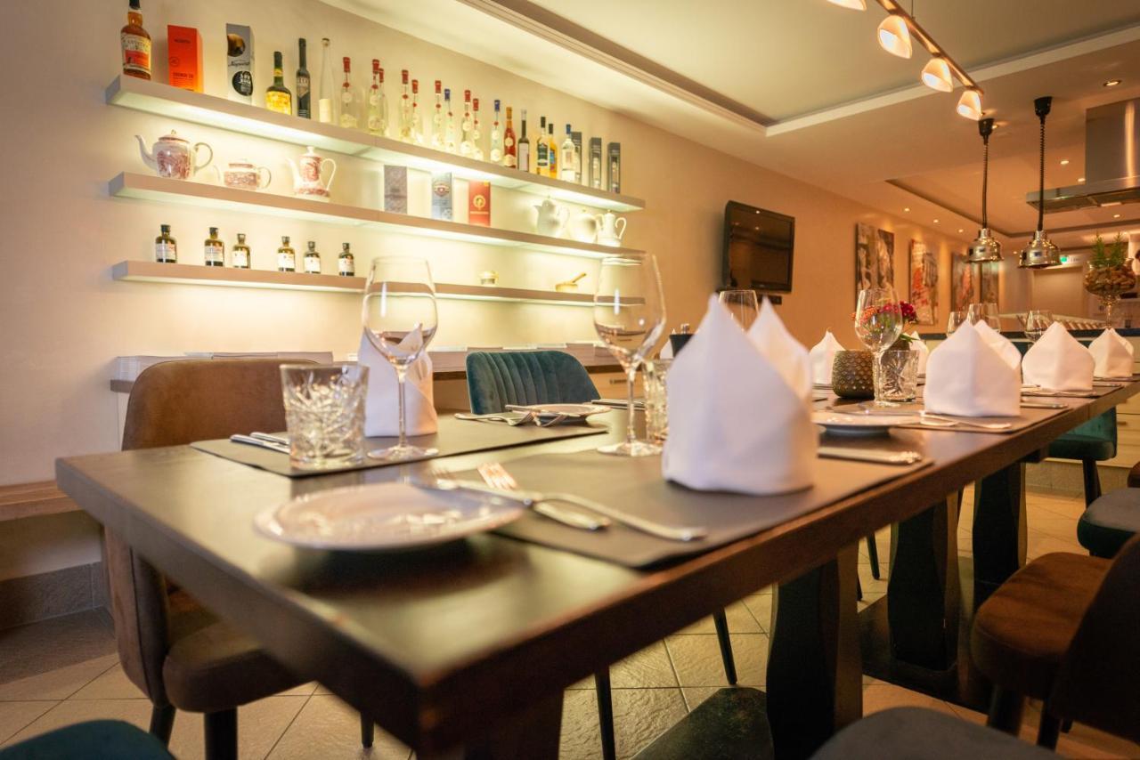 Hotel & Restaurant Alte Schule Siek ภายนอก รูปภาพ