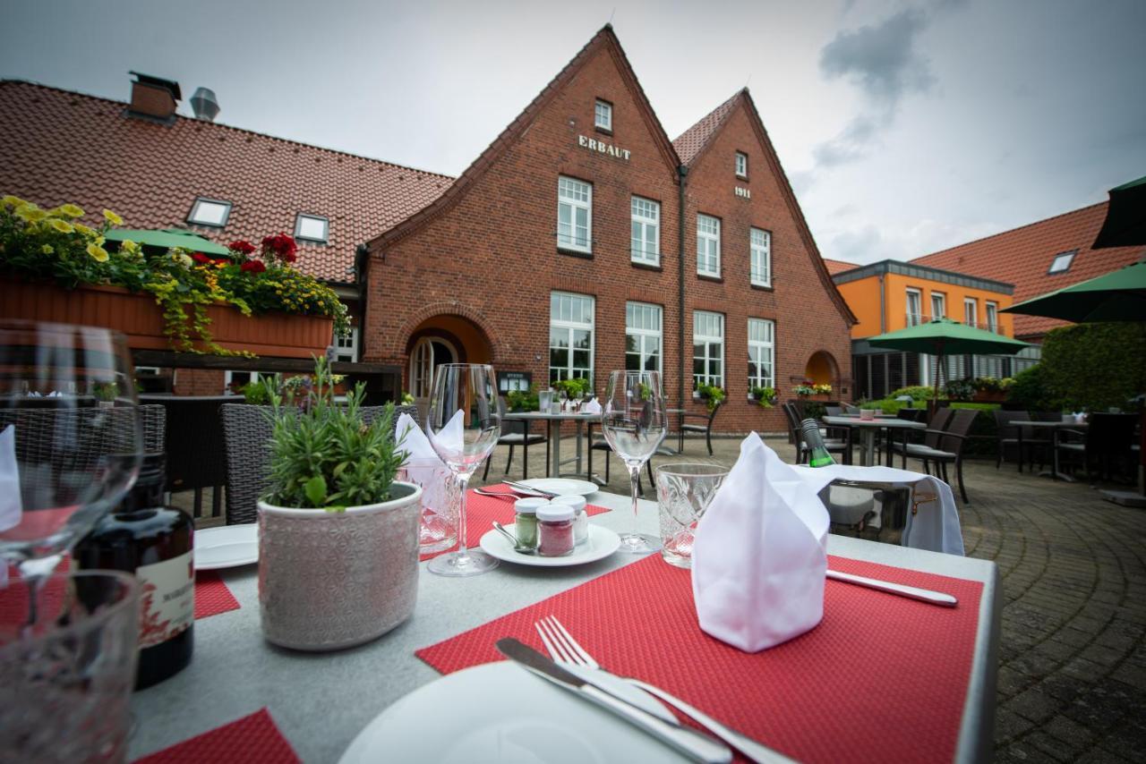 Hotel & Restaurant Alte Schule Siek ภายนอก รูปภาพ